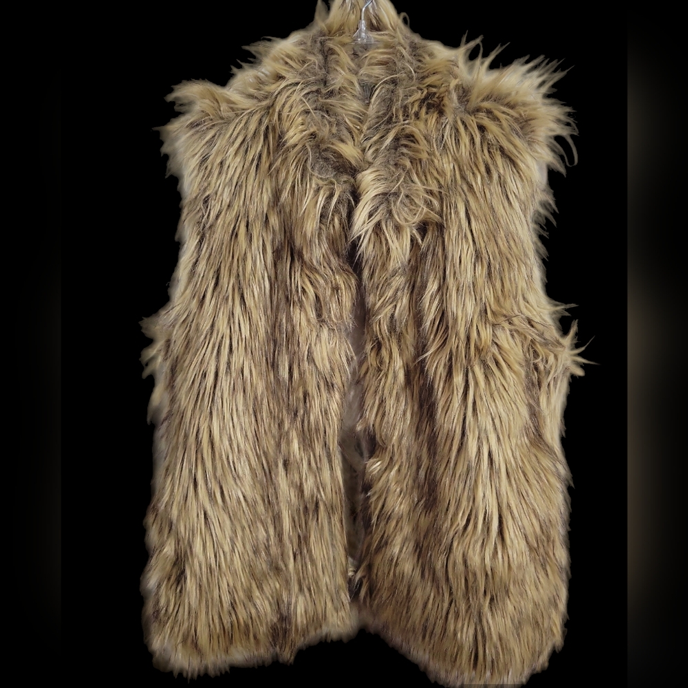 CI Sono by Cavalini Faux Fur Vest